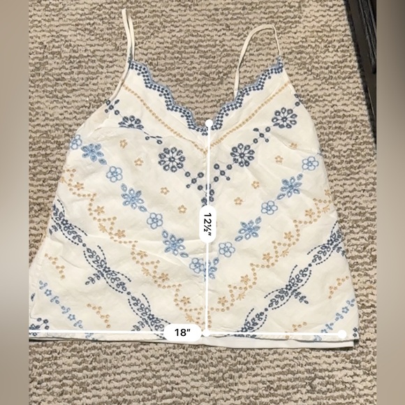 Cute tank top - Picture 6 of 6